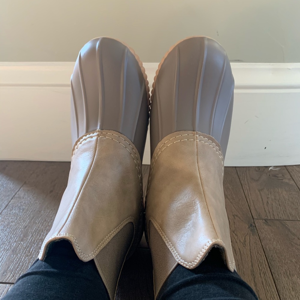 Boots - Picture 2 of 2